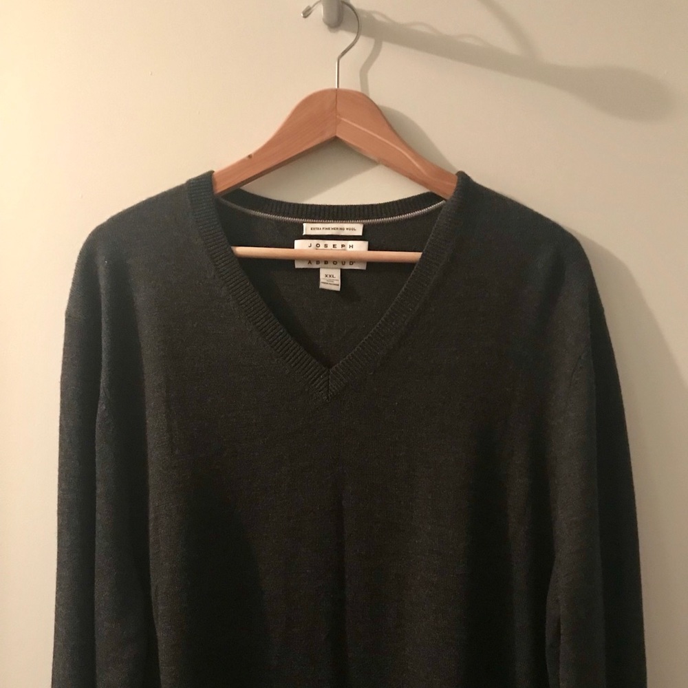 Joseph Abboud Extra Fine Merino Sweater. Like New!